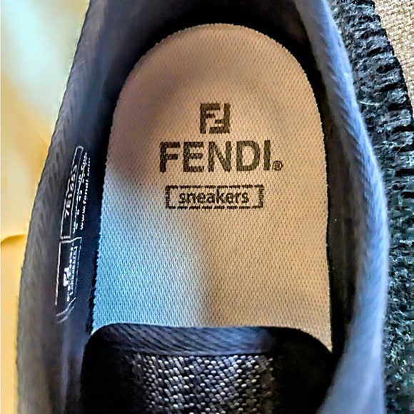 Fendi sneakers, size 9, canvas with glass beading, new, perfect condition. - Picture 8 of 13
